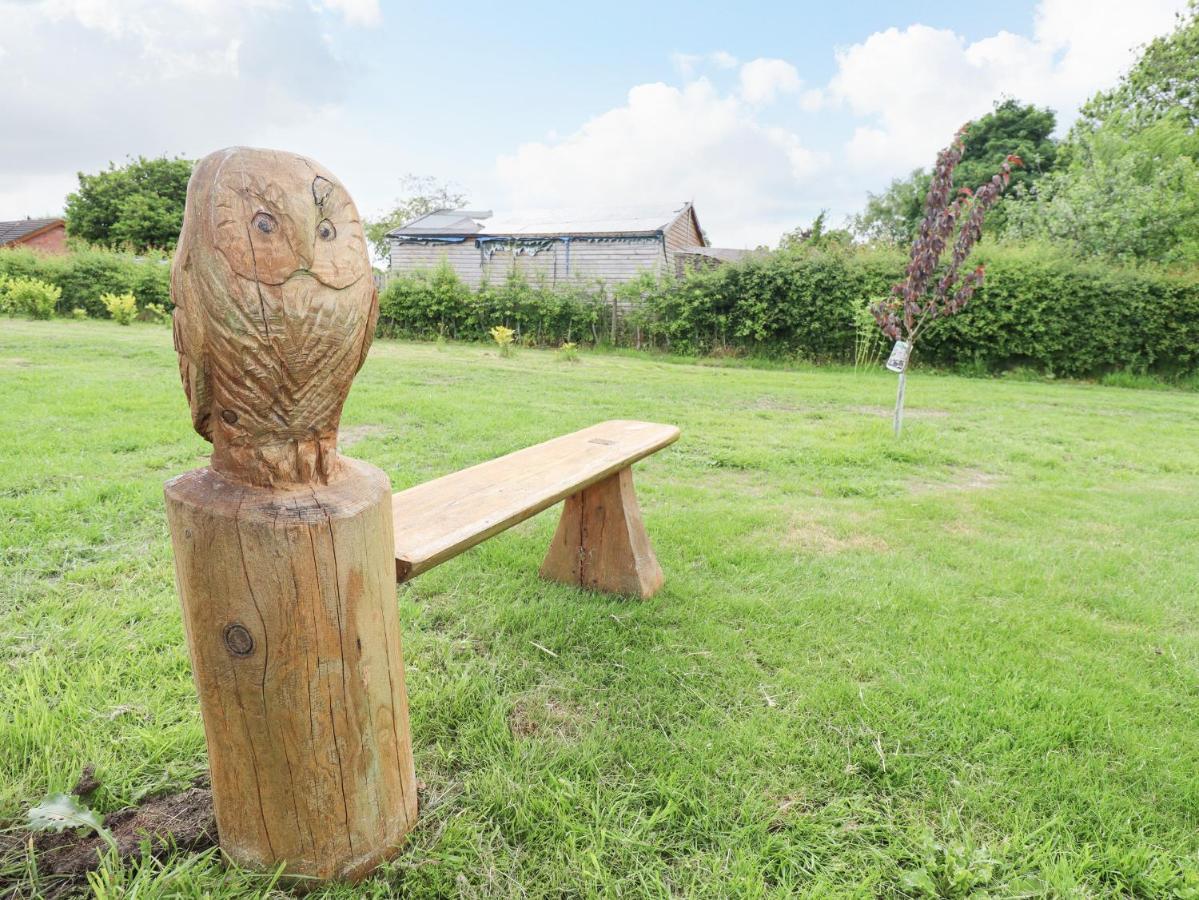 Honeybee Lodge Woodhall Spa Bagian luar foto